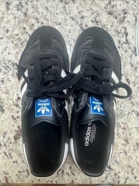 adidas Black & White Classic samba Sneakers